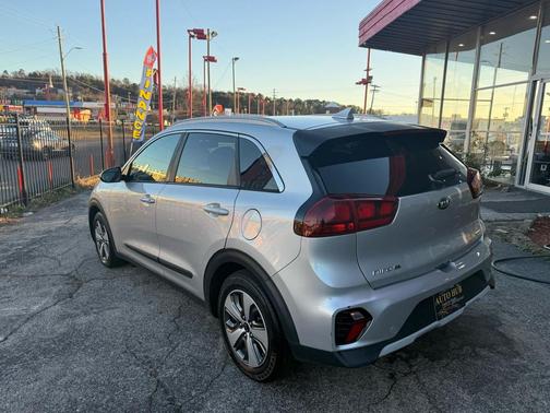 2020 Kia Niro LXS