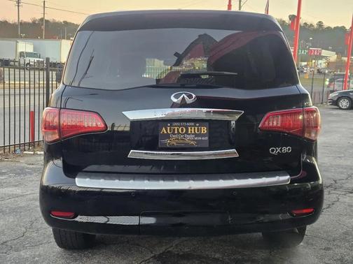 2017 INFINITI QX80 Base