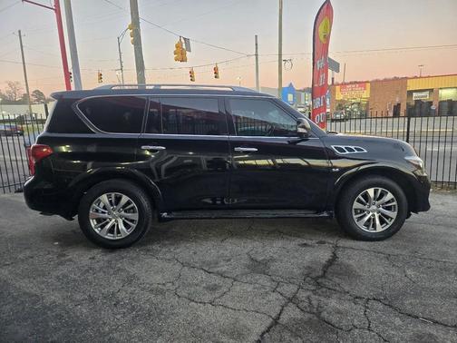 2017 INFINITI QX80 Base