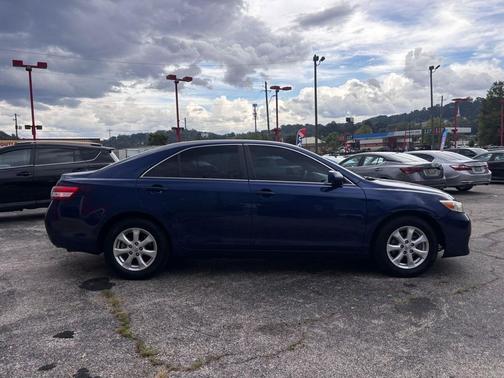 2011 Toyota Camry SE