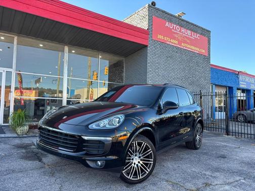 2017 Porsche Cayenne Cayenne
