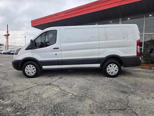 2018 Ford Transit-250 Base