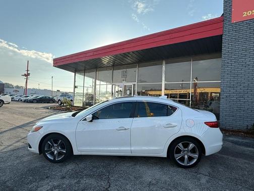 2013 Acura ILX 2.0L Technology