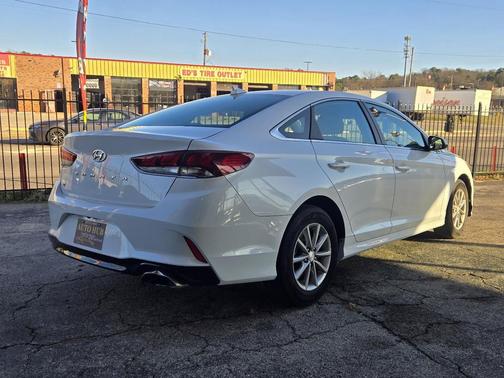 2019 Hyundai SONATA SE
