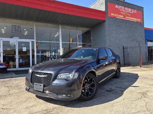 2019 Chrysler 300 S