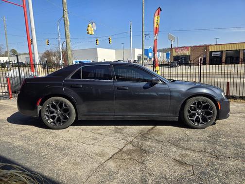 2019 Chrysler 300 S