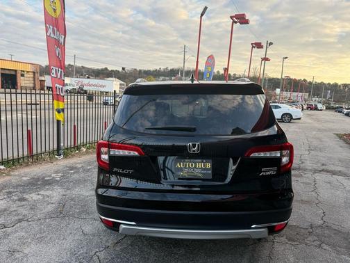 2021 Honda Pilot Touring 8-Passenger