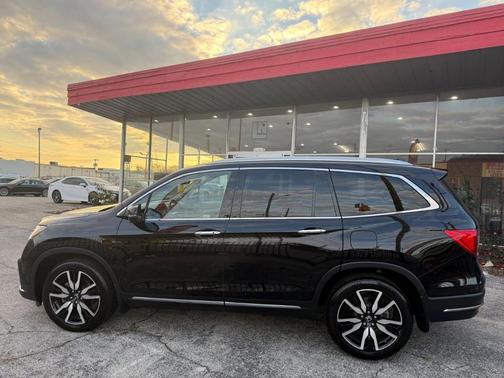 2021 Honda Pilot Touring 8-Passenger