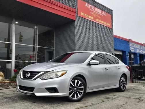 Silver 2017 Nissan Altima 2.5 SL
