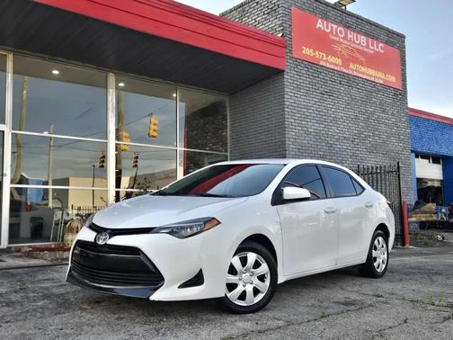 White 2019 Toyota Corolla LE