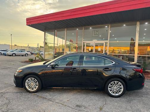 2017 Lexus ES 350 Base