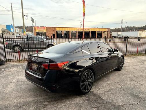 2019 Nissan Altima 2.5 SR