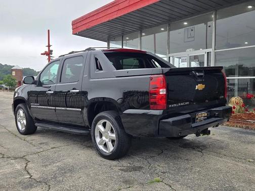 Black 2012 Chevrolet Avalanche 1500 LTZ