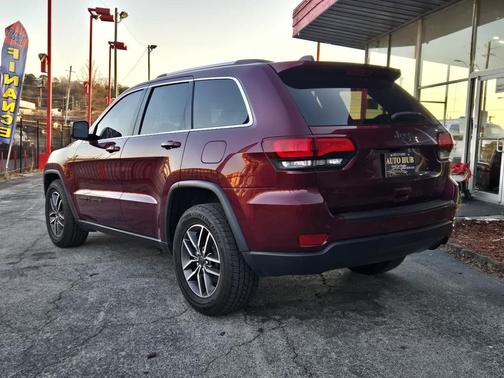2020 Jeep Grand Cherokee Laredo