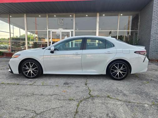 Gray 2023 Toyota Camry SE