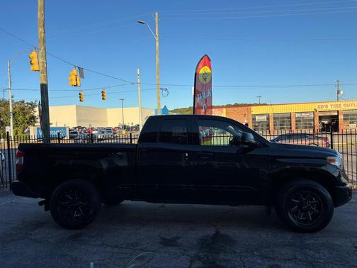 2016 Toyota Tundra SR5