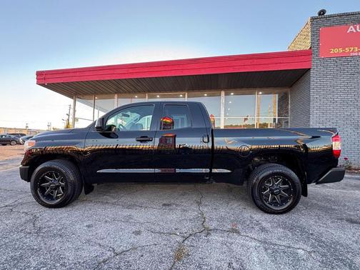 2016 Toyota Tundra SR5