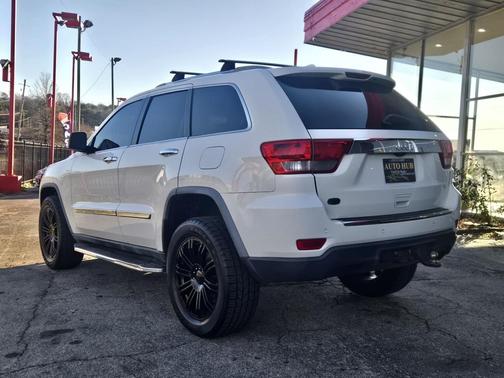 2011 Jeep Grand Cherokee Overland