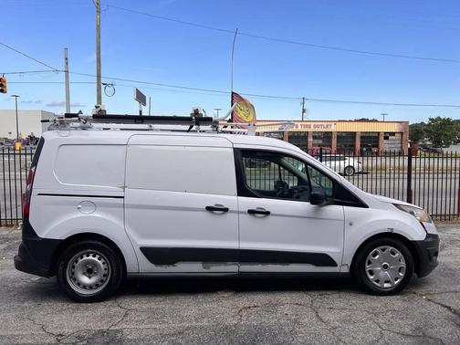 White 2015 Ford Transit Connect XL