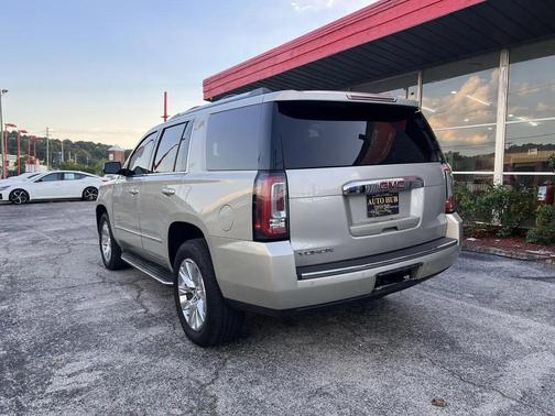 Gold 2015 GMC Yukon Denali