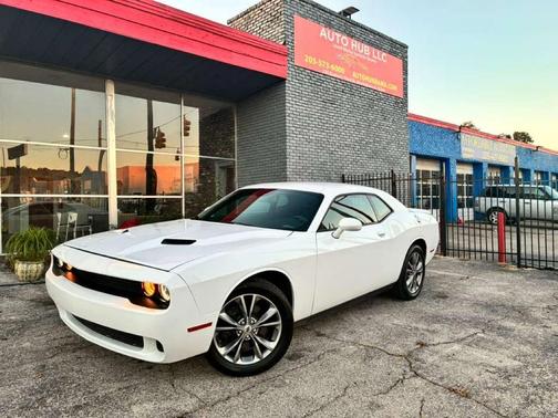 2021 Dodge Challenger SXT