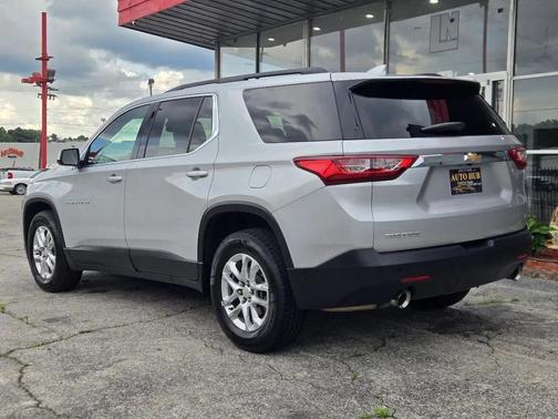 Silver 2019 Chevrolet Traverse LT Leather