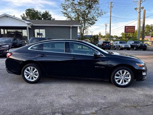 2022 Chevrolet Malibu LT