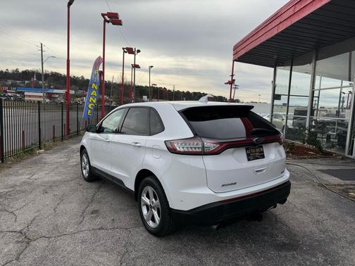2016 Ford Edge SE