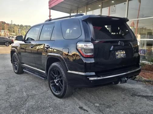 Black 2019 Toyota 4Runner SR5
