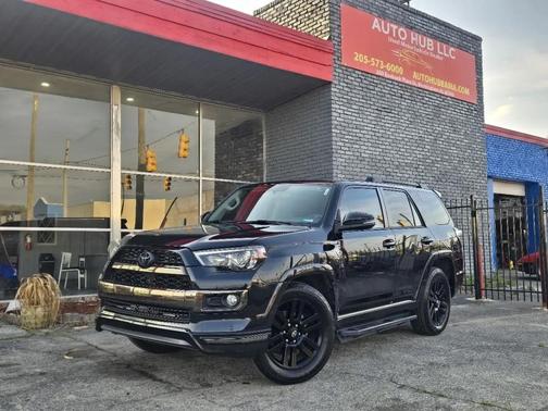 Black 2019 Toyota 4Runner SR5