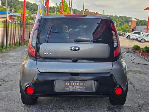 Gray 2016 Kia Soul +