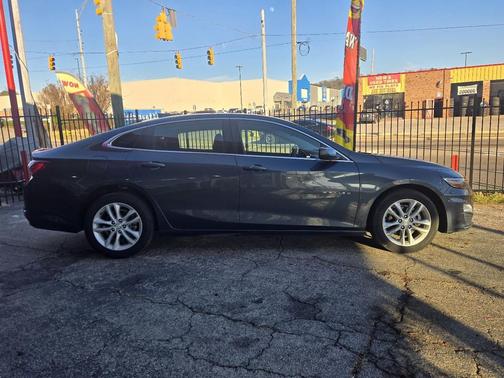 2020 Chevrolet Malibu FWD LT