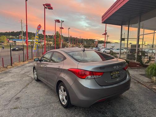 2012 Hyundai ELANTRA Limited