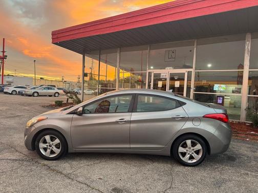 2012 Hyundai ELANTRA Limited