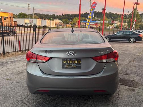 2012 Hyundai ELANTRA Limited