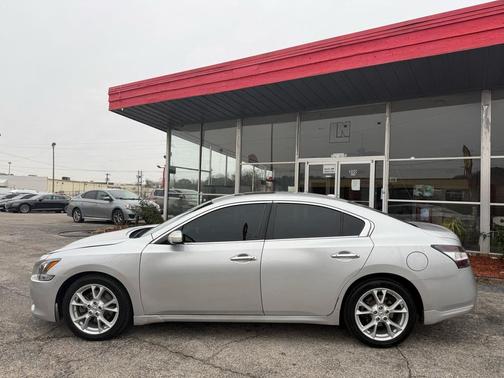 2014 Nissan Maxima SV
