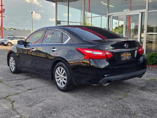 Black 2017 Nissan Altima 2.5 S