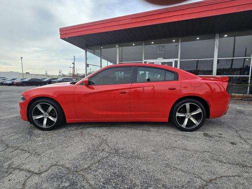 2017 Dodge Charger SE