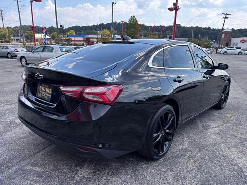 2021 Chevrolet Malibu FWD LT