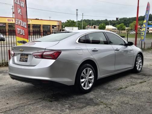 Gray 2019 Chevrolet Malibu LT