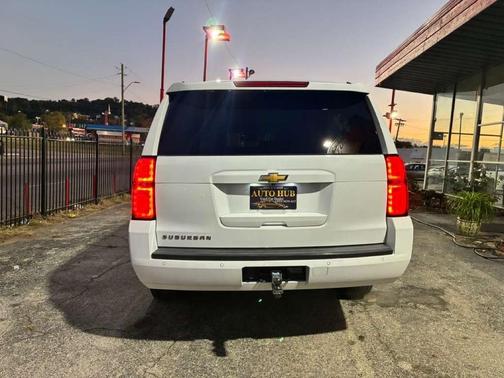 2018 Chevrolet Suburban LT
