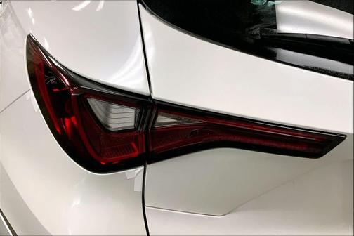 Platinum White Pearl 2026 Acura MDX Standard