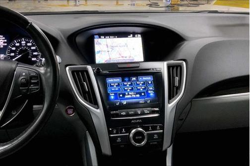 2017 Acura TLX w/Technology Package