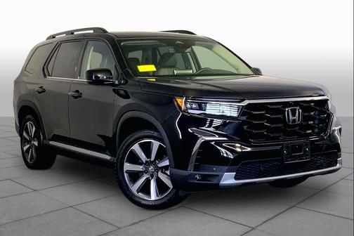 Crystal Black Pearl 2025 Honda Pilot Elite