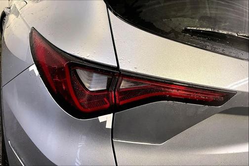 SY/Solar Silver 2026 Acura MDX Standard