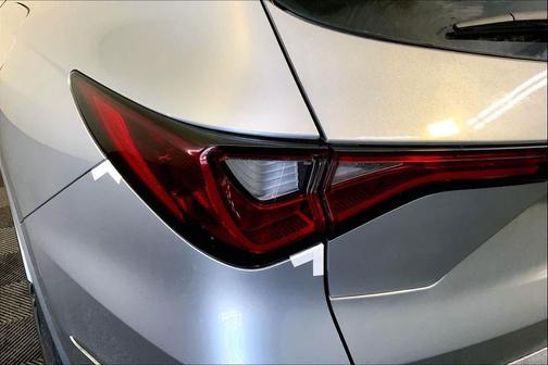Solar Silver Metallic 2026 Acura MDX Advance Package