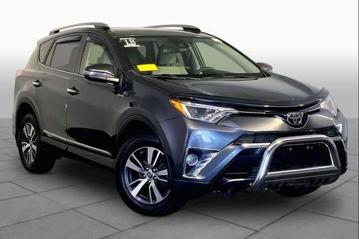 Magnetic Gray Metallic 2018 Toyota RAV4 XLE