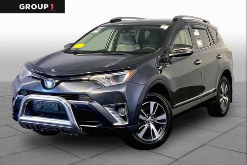 Magnetic Gray Metallic 2018 Toyota RAV4 XLE