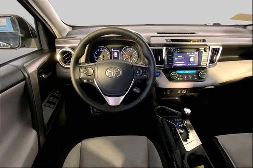 Magnetic Gray Metallic 2018 Toyota RAV4 XLE