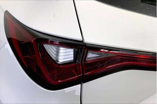 2025 Acura MDX Standard
